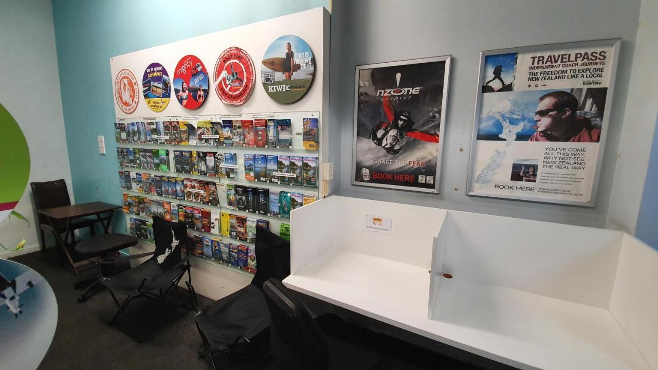 Ostello Surf 'N' Snow Backpackers Auckland Esterno foto