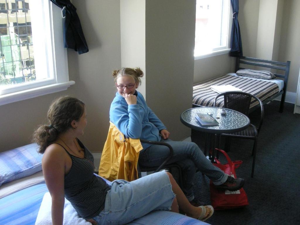 Ostello Surf 'N' Snow Backpackers Auckland Esterno foto